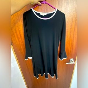 Michael Kors black dress with white details very comfortable perfect for work